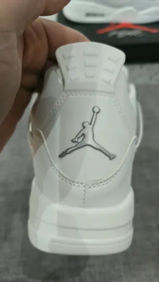 Sapatilhas Jordan 4 Retro White