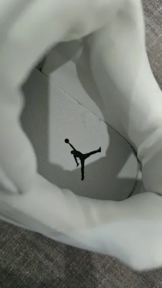 Sapatilhas Jordan 4 Retro White