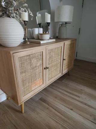 Aparador 3 puertas madera y ratán