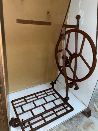 Máquina de coser Alfa Royale antigua