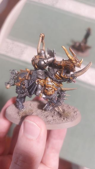 warhammer cavalieri del caos con gruppo di comando