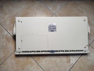 Commodore Amiga 1200 tastiera funzionante
