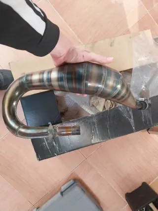 Panza de escape para Beta RR