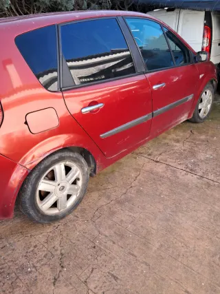 Renault Grand Scenic 2005