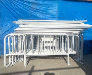 Vallas de obra (blancas y amarillas)