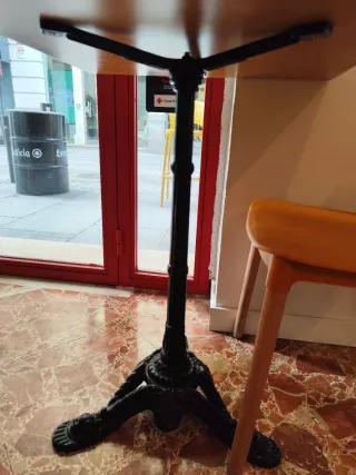 Pata de mesa vintage