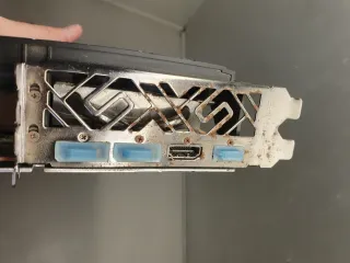 Sapphire Nitro+ 5700XT GPU #19