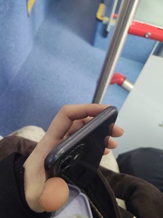 iPhone 11 Negro + Funda + Cargador Portátil