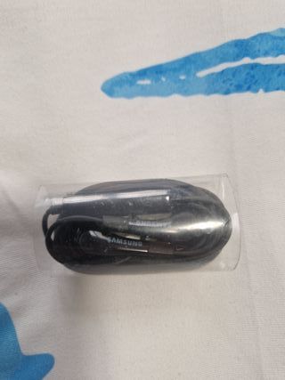 Auriculares Samsung Cable Negro