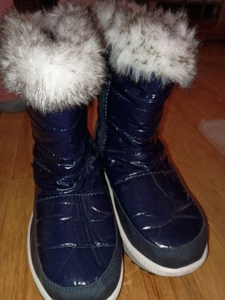 Botas amarillas con pelo