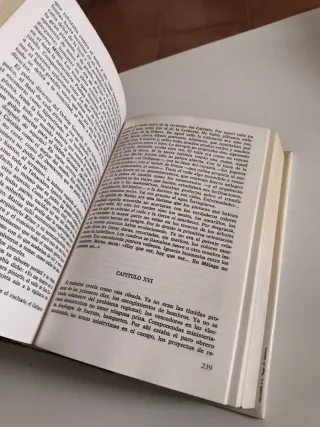 Los Cipreses Crean en Dios: Novela (Coleccion A...