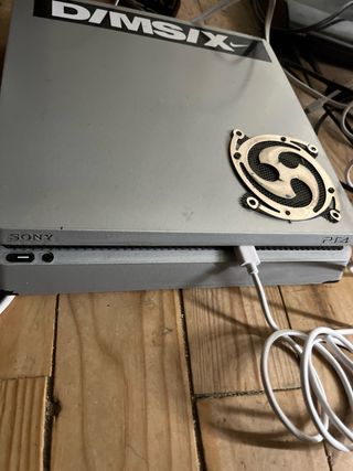 PS4 Slim Gris