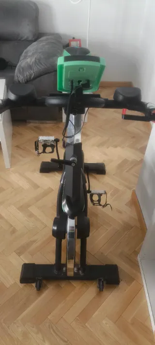 Bicicleta Estática Cecotec modelo Extreme 25