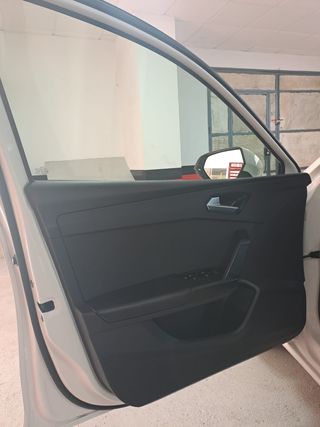 SEAT Leon 2.0 TDI SS Reference Go 2022 115Cv