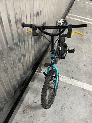 Bicicleta Btwin 16 Azul y Negra