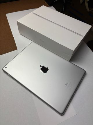 iPad 7ª Gen 128GB Plata