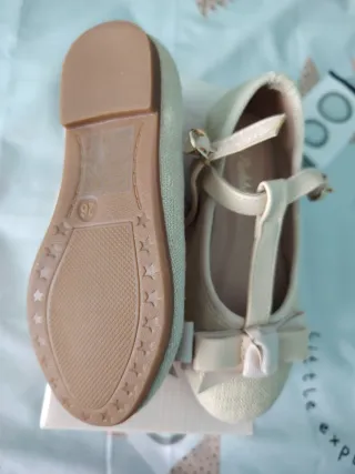 Zapatos niña T-Strap lazo