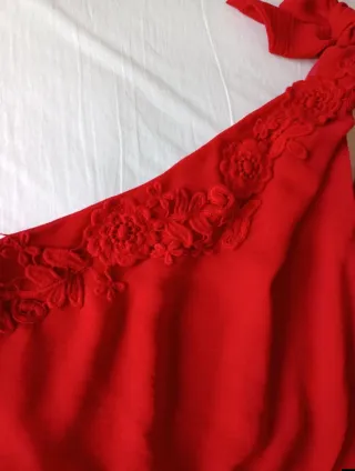 Vestido rojo de un hombro Talla XS