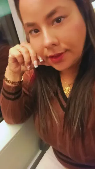 Busco trabajo en Aseo. Camera cuidado mayor