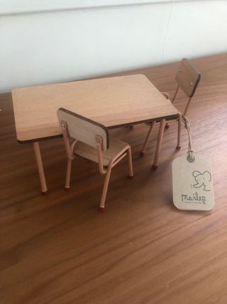 Maileg Mesa y 2 Sillas Ratones Madera