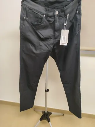 Pantalón Mango Negro