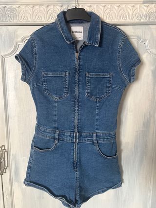 Mono vaquero Bershka talla M