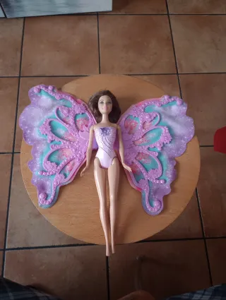 Barbie Mariposa con alas de hada
