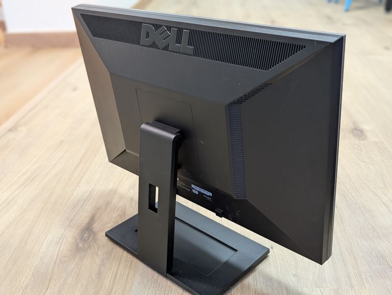 Ordenador Dell  T3500 ordenador + Monitor Dell afbeelding 2