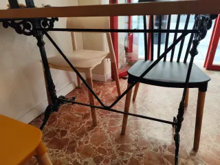 Patas de mesa de restaurante