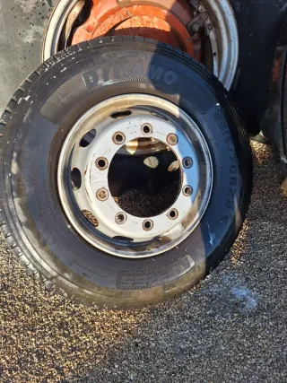 Juego de ruedas camión