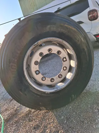 Juego de ruedas camión