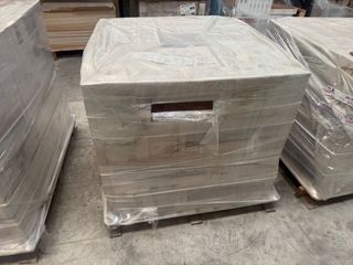 Gres Negro con Vetas Doradas