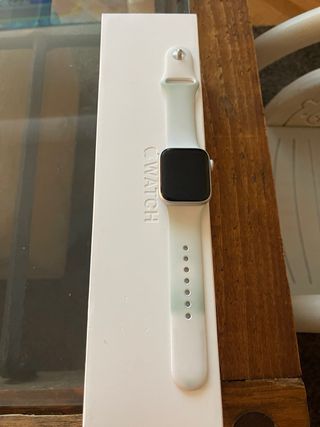 Apple Watch Serie 5 40mm Plata