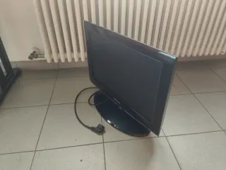 Monitor TV Samsung Nero