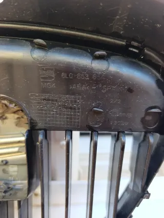 Rejilla Parachoques Delantero original Seat