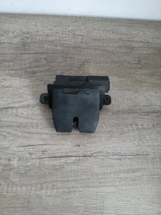 Cerradura Maletero Ford Fiesta 2010