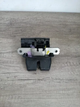 Cerradura Maletero Ford Fiesta 2010