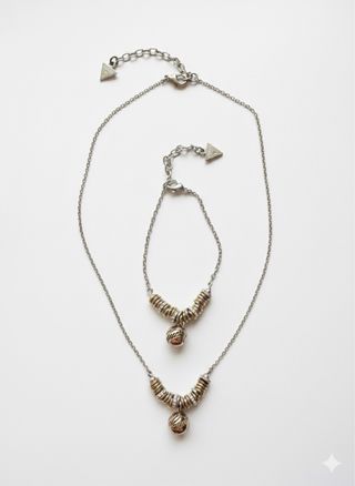 Conjunto Guess Collar y Pulsera Plata y Oro