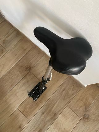 Silla para patinete eléctrico con amortiguación