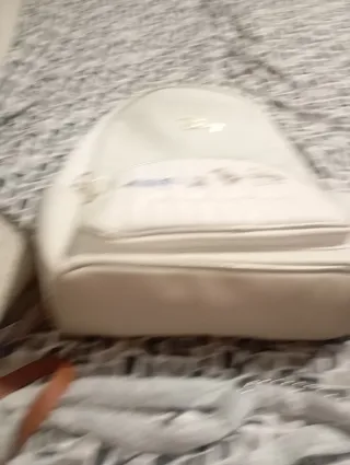 Mochilas bolsos ect juntos o por separado :