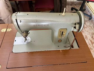 Máquina de coser Singer - Mueble madera
