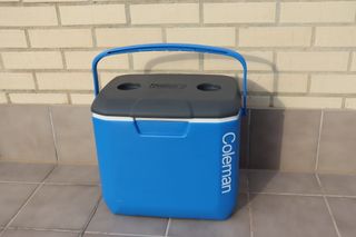 A ESTRENAR Nevera portatil Coleman 30QT 28L.