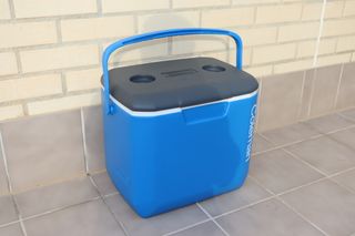 A ESTRENAR Nevera portatil Coleman 30QT 28L.