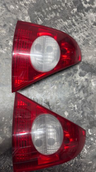 Pilotos Traseros Renault Clio Campus