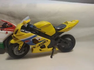 Lote motos 1/18 Maisto para restaurar (4 unidades)