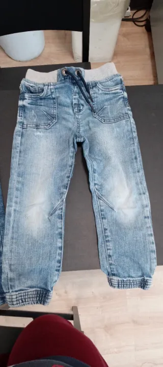 Jeans bambino cm. 104