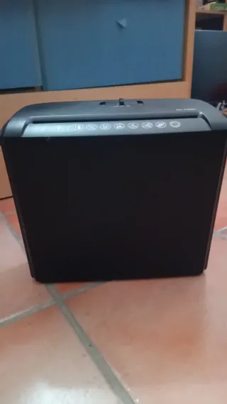 Trituradora de Papel Max 5 Hojas