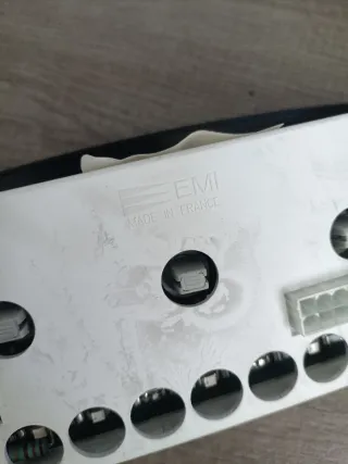 Cuadro electrónico microcar 2