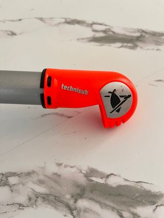 Máscara y tubo de snorkel