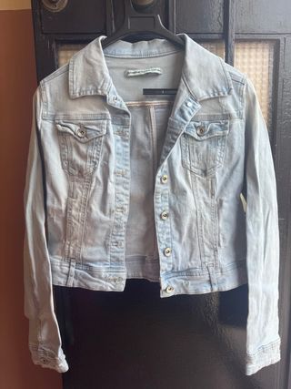 Cazadora vaquera Stradivarius mujer